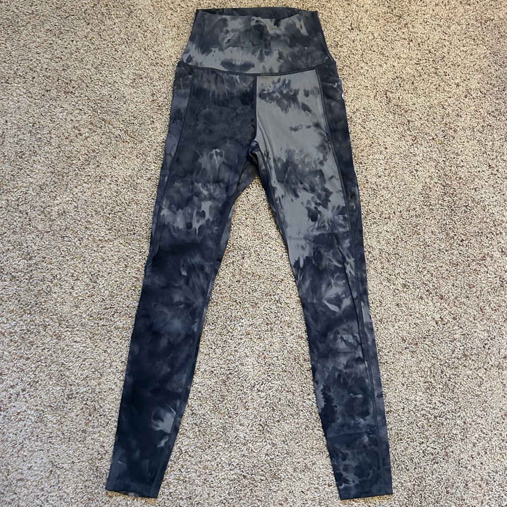 Dixxon Athletic Tie Dye Leggings Size Small NWOT